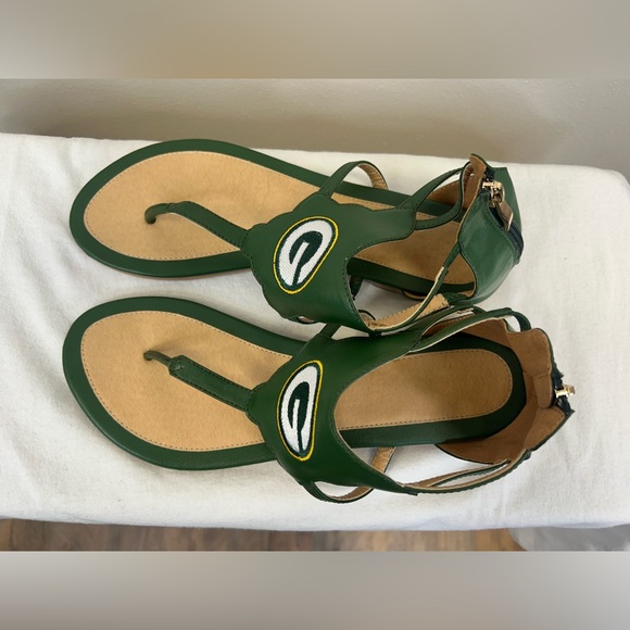 NFL Women's Green Bay Packers Sandals Size 11 Football NFL Pro Shop Sports Beach - Picture 7 of 10